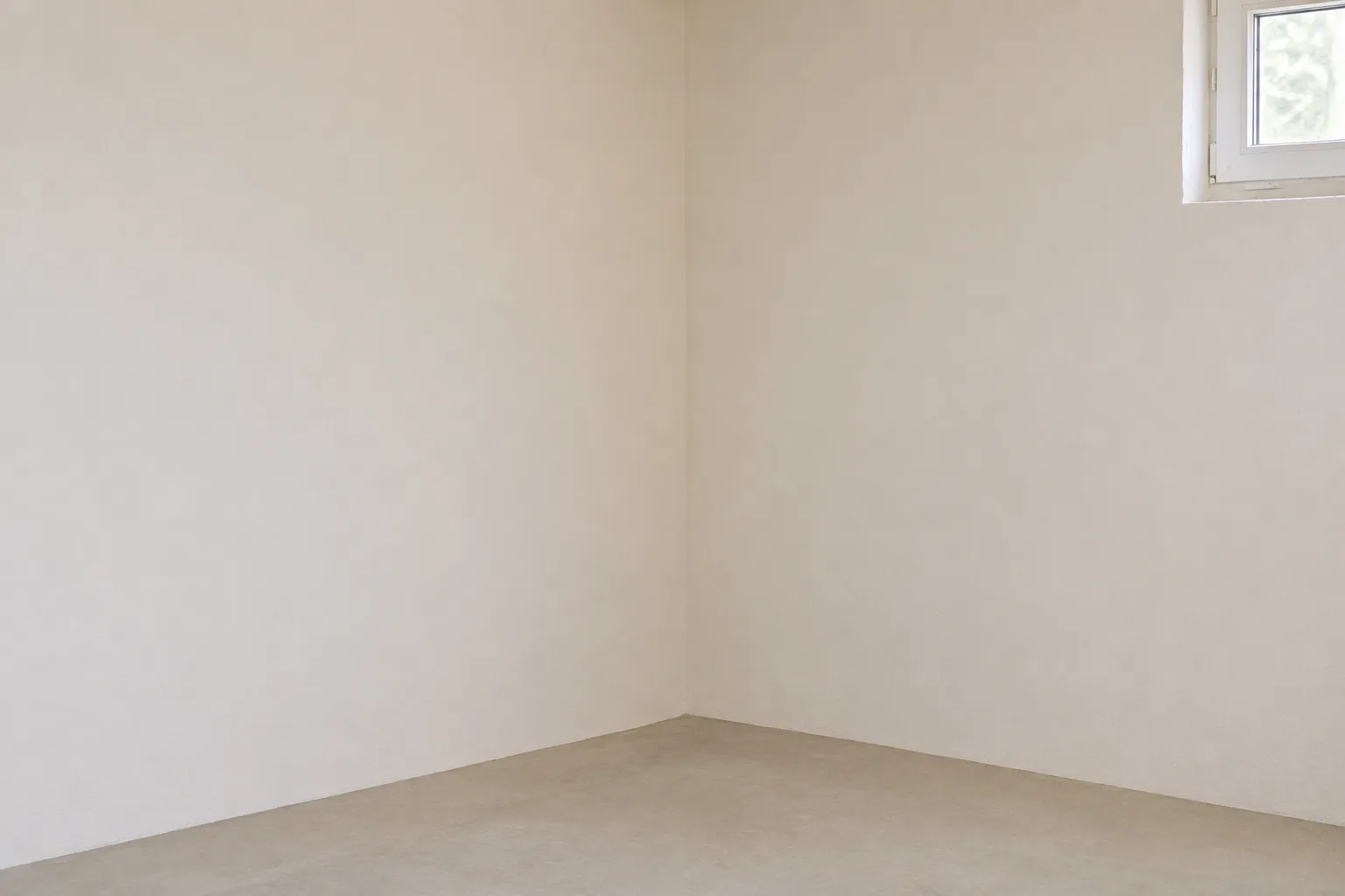 Nachher: sanierte, trockene Kellerwand